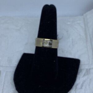 Triple Heart Unisex Ring Band Gold Tone Size 8‎